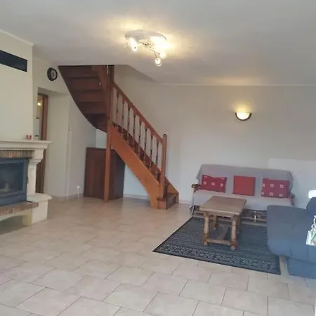 L'hirondelle Du Faubourg Holiday home *