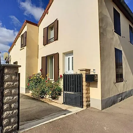 Holiday home L'hirondelle Du Faubourg