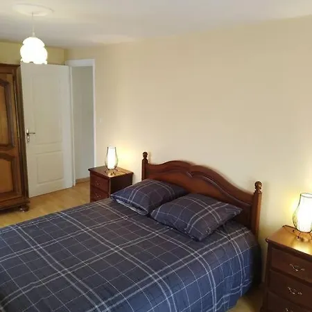 L'hirondelle Du Faubourg Holiday home *