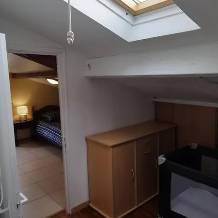 L'hirondelle Du Faubourg Holiday home